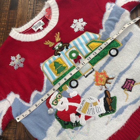 NWT Christmas Sweater Santa by a fire with a camper with Sequins sz Large - Picture 14 of 15